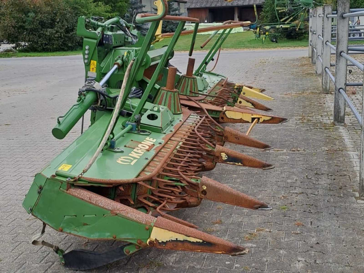 2018 KRONE EASYCOLLECT 600-2 FP KRONE EASYCOLLECT 600-2 FP | CORN TEETH | 2018 - Forage harvester: picture 1 2018 KRONE EASYCOLLECT 600-2 FP KRONE EASYCOLLECT 600-2 FP | CORN TEETH | 2018 - Forage harvester: picture 1