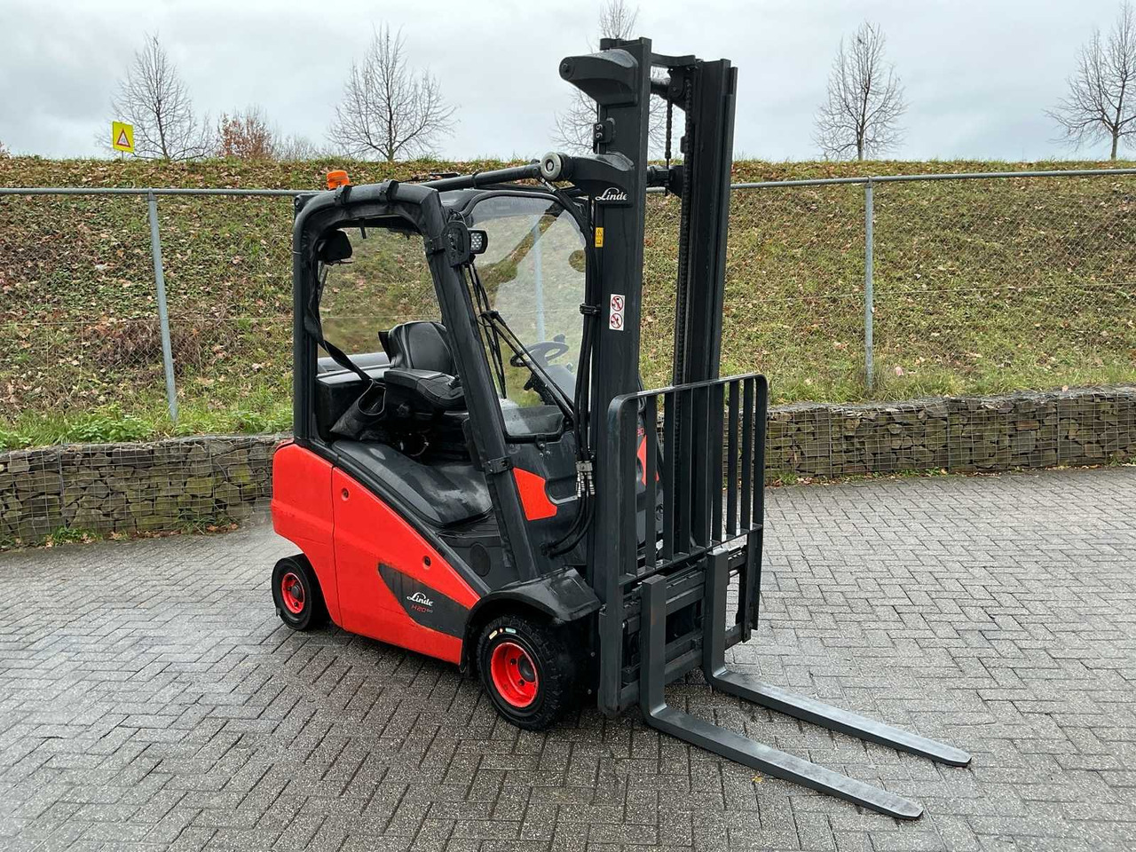 2019 LINDE H20T-01 FORKLIFT TRUCK - Forklift: picture 2 2019 LINDE H20T-01 FORKLIFT TRUCK - Forklift: picture 2