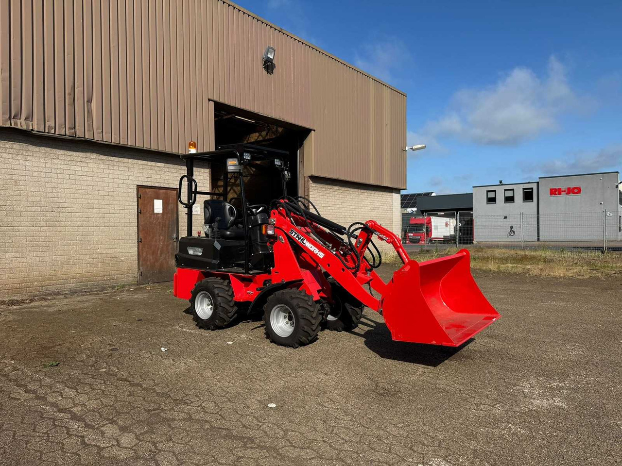 2024 STAHLWORKS R906 SHOVEL - Wheel loader: picture 1 2024 STAHLWORKS R906 SHOVEL - Wheel loader: picture 1