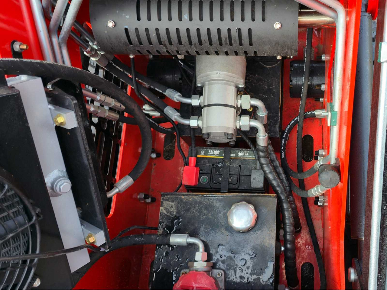 Wheel loader 2025 - SDLOOL - SL380 - RED - SHOVEL: picture 15