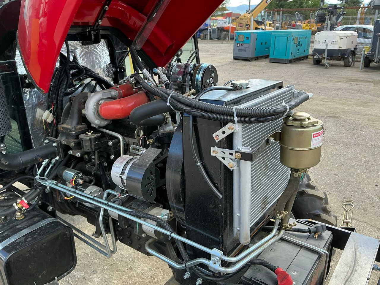 - 604 - 4-WHEEL DRIVE TRACTOR - 2025 - Farm tractor: picture 5 - 604 - 4-WHEEL DRIVE TRACTOR - 2025 - Farm tractor: picture 5