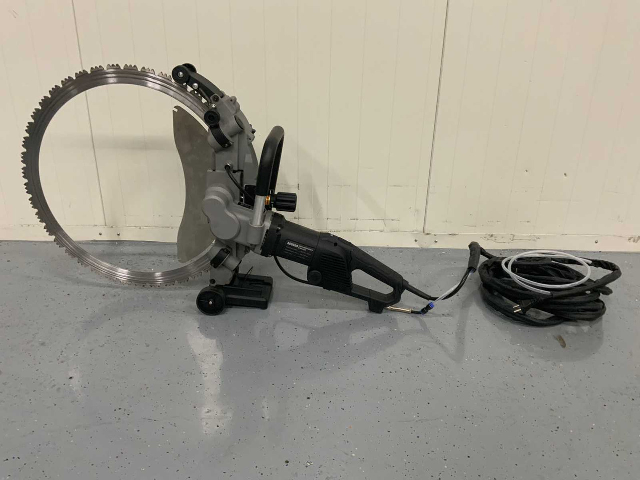 AC8600 - Concrete equipment: picture 2 AC8600 - Concrete equipment: picture 2
