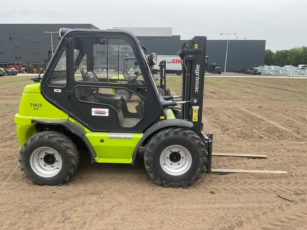 ARGIMAC TW25 4X4 ROUGH TERRAIN FORKLIFT - Forklift: picture 4 ARGIMAC TW25 4X4 ROUGH TERRAIN FORKLIFT - Forklift: picture 4