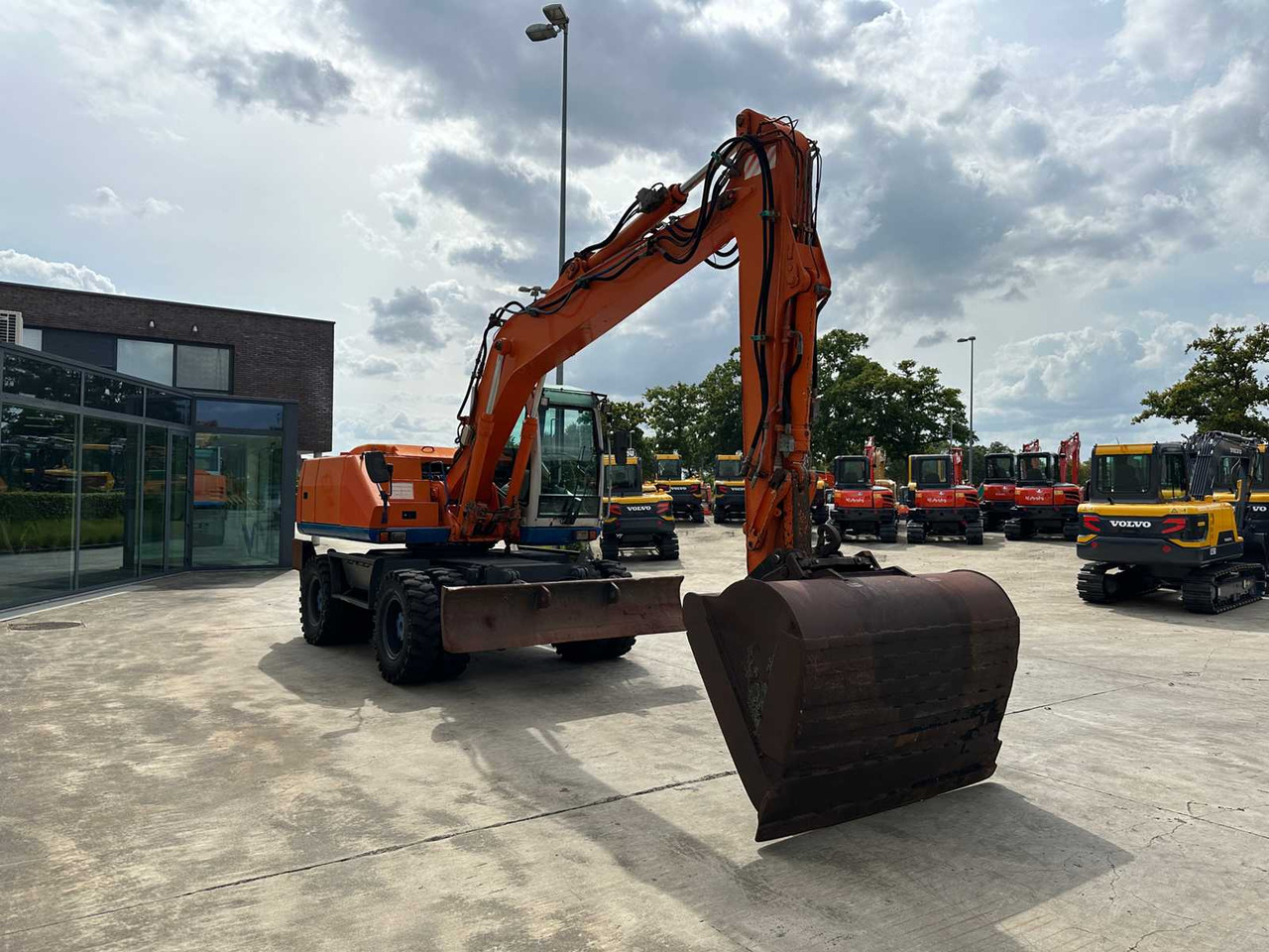 ATLAS - 2005 - TEREX - WHEELED EXCAVATOR - Wheel excavator: picture 3 ATLAS - 2005 - TEREX - WHEELED EXCAVATOR - Wheel excavator: picture 3