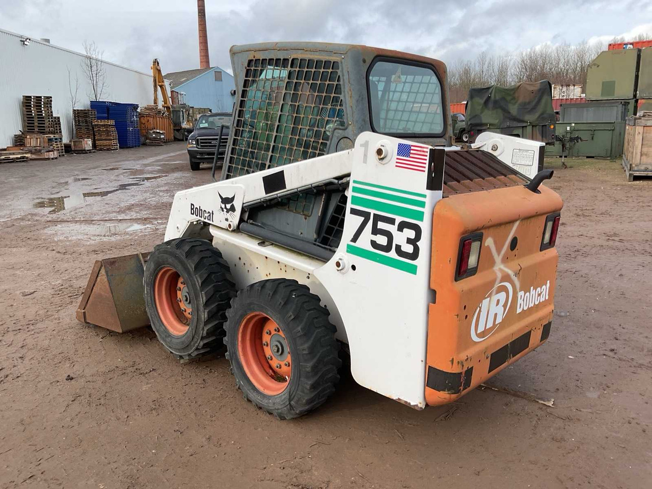 BOBCAT 753 SKID STEER LOADER - Compact track loader: picture 4 BOBCAT 753 SKID STEER LOADER - Compact track loader: picture 4
