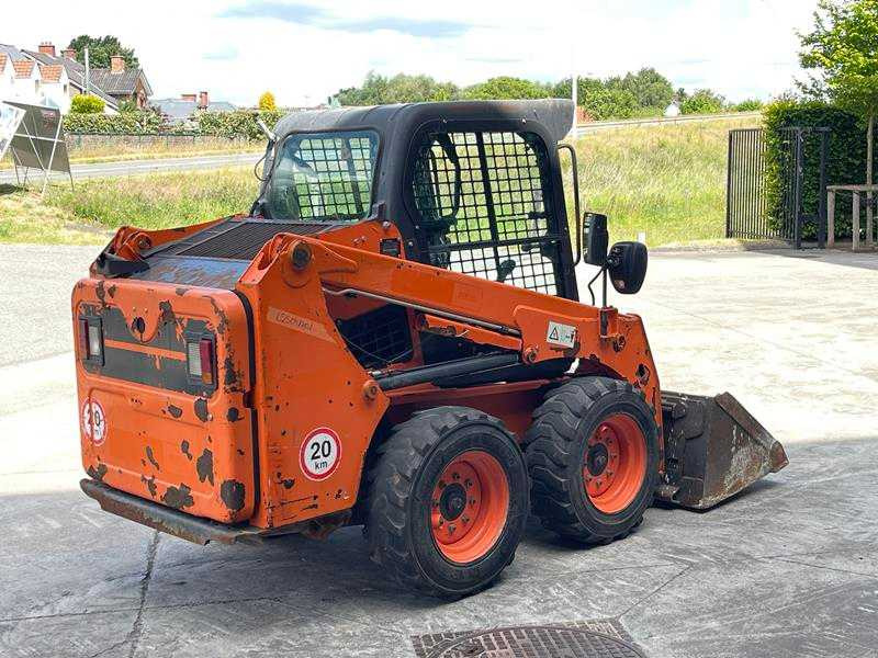Bobcat S450 - Skid steer loader: picture 3 Bobcat S450 - Skid steer loader: picture 3