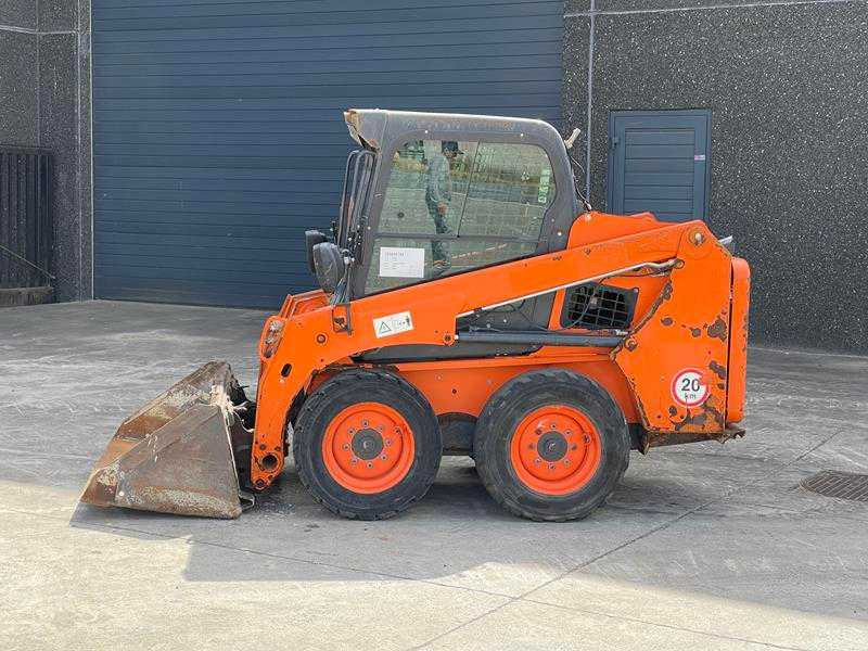 Bobcat S450 - Skid steer loader: picture 1 Bobcat S450 - Skid steer loader: picture 1