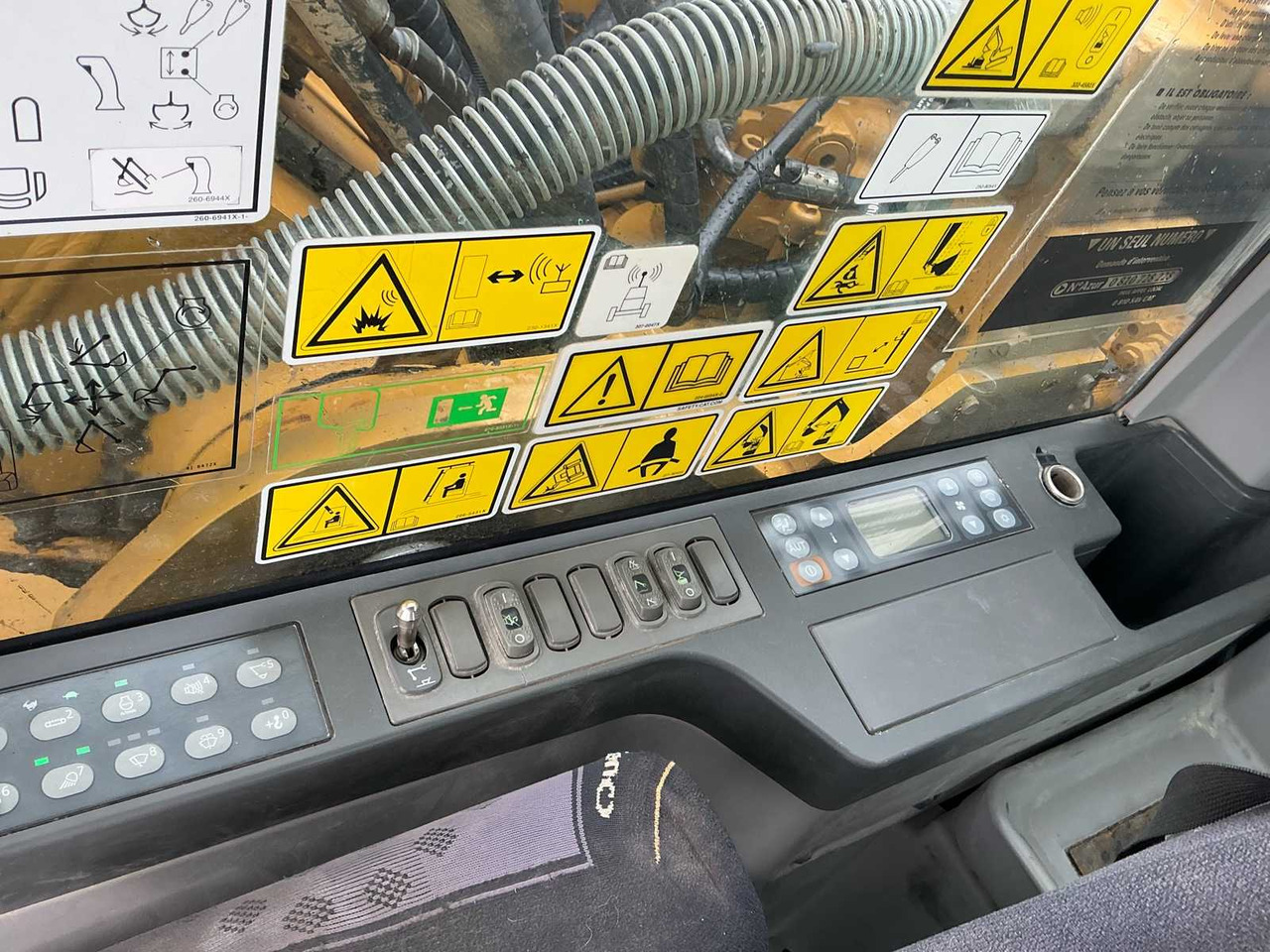 Crawler excavator Caterpillar 326F LN: picture 23 Crawler excavator Caterpillar 326F LN: picture 23