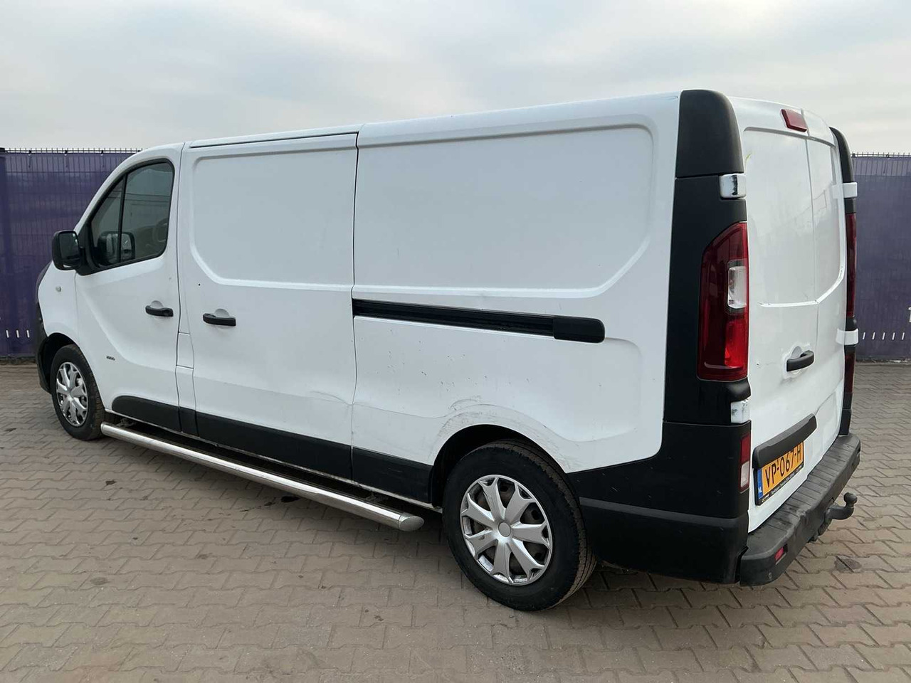 2015 - OPEL - VIVARO - 1.6 CDTI L2H1 SP ECO - COMMERCIAL VEHICLE - Commercial vehicle: picture 3 2015 - OPEL - VIVARO - 1.6 CDTI L2H1 SP ECO - COMMERCIAL VEHICLE - Commercial vehicle: picture 3