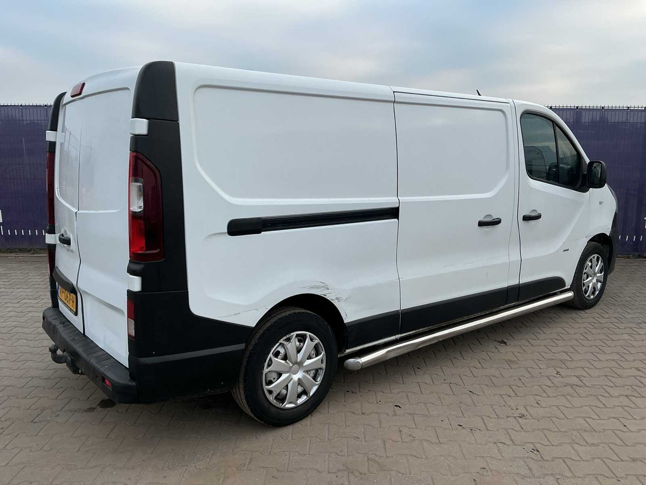 2015 - OPEL - VIVARO - 1.6 CDTI L2H1 SP ECO - COMMERCIAL VEHICLE - Commercial vehicle: picture 4 2015 - OPEL - VIVARO - 1.6 CDTI L2H1 SP ECO - COMMERCIAL VEHICLE - Commercial vehicle: picture 4
