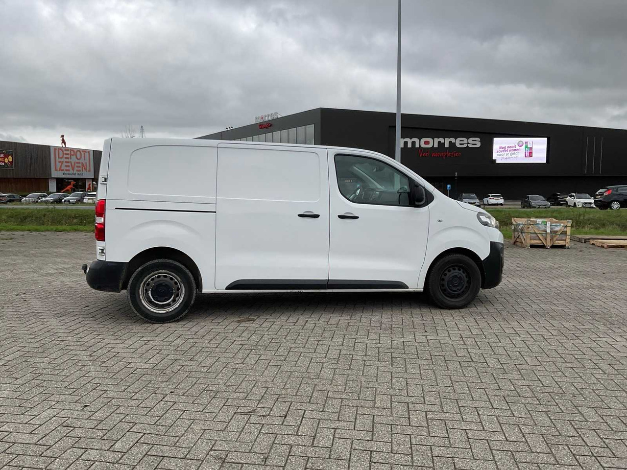 CITROEN - JUMPY 2.0 - COMMERCIAL VEHICLE - Commercial vehicle: picture 5 CITROEN - JUMPY 2.0 - COMMERCIAL VEHICLE - Commercial vehicle: picture 5