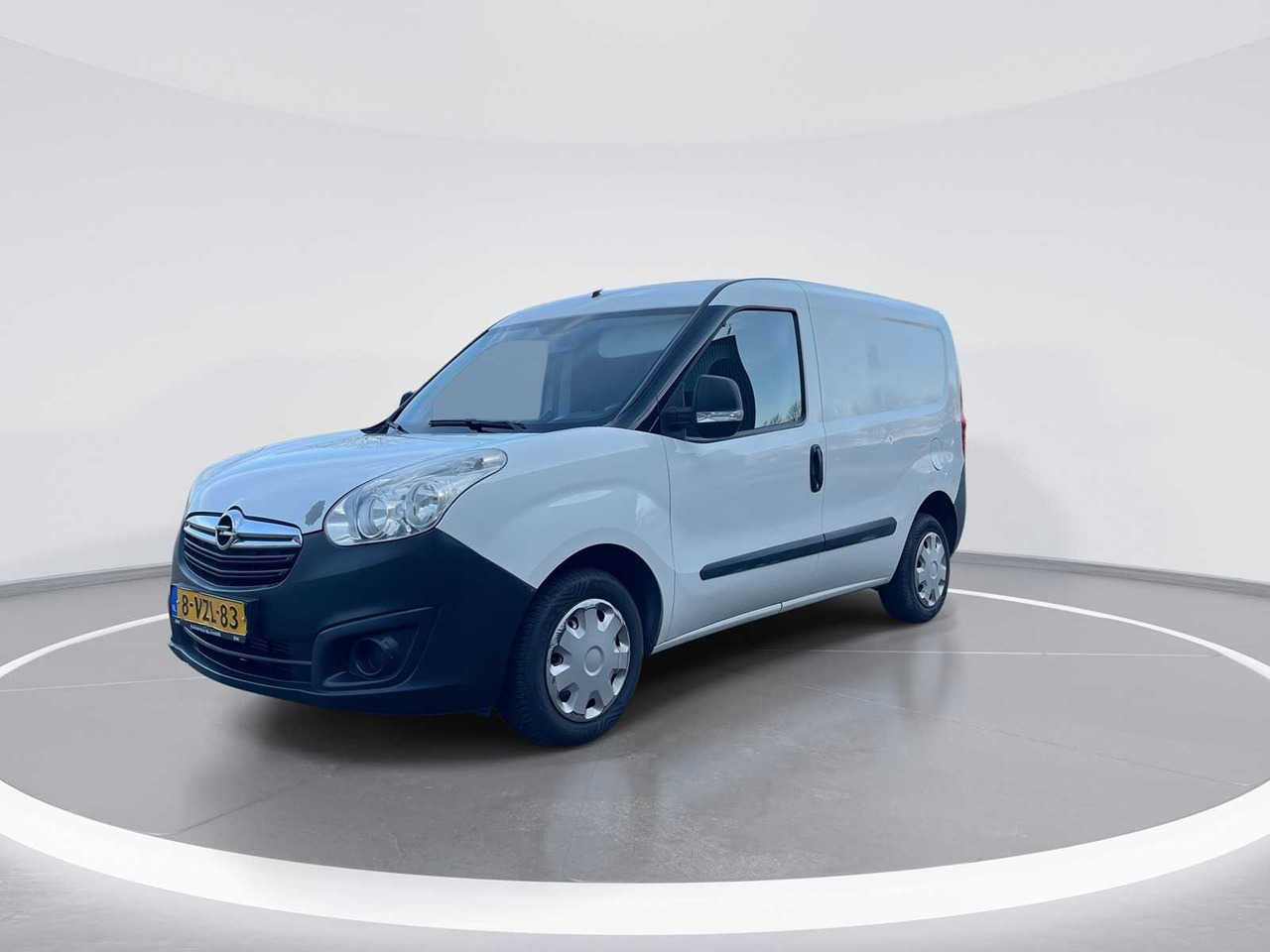 OPEL COMBO 1.3 CDTI L1H1 ECOFLEX | 8-VZL-83 - Commercial vehicle: picture 5 OPEL COMBO 1.3 CDTI L1H1 ECOFLEX | 8-VZL-83 - Commercial vehicle: picture 5
