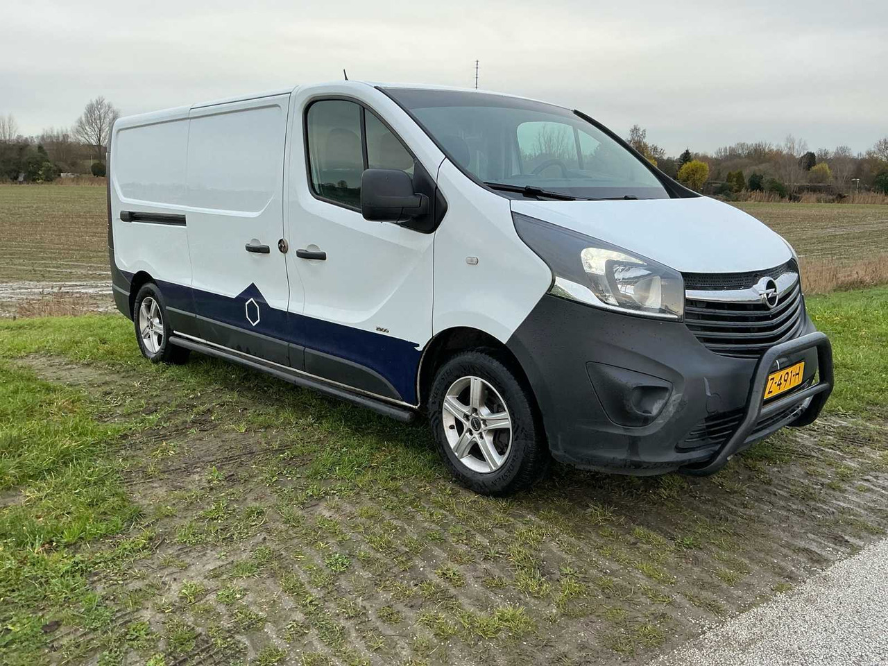 OPEL VIVARO 1.6 CDTI L2H1 DCSPEC COMMERCIAL VEHICLE - Commercial vehicle: picture 3 OPEL VIVARO 1.6 CDTI L2H1 DCSPEC COMMERCIAL VEHICLE - Commercial vehicle: picture 3