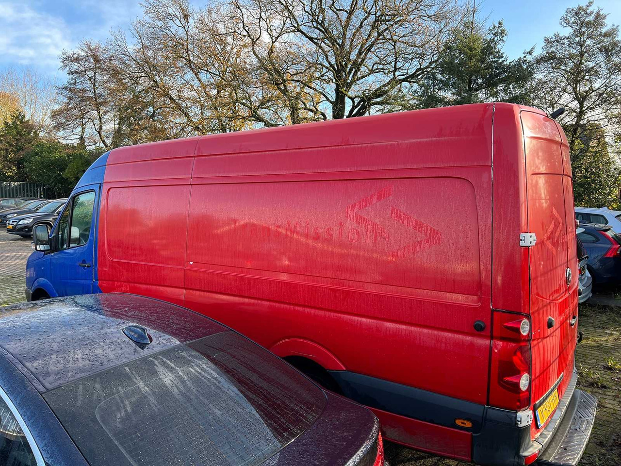 VOLKSWAGEN CRAFTER 35 2.0 TDI L3H1, V-931-HH - Commercial vehicle: picture 2 VOLKSWAGEN CRAFTER 35 2.0 TDI L3H1, V-931-HH - Commercial vehicle: picture 2