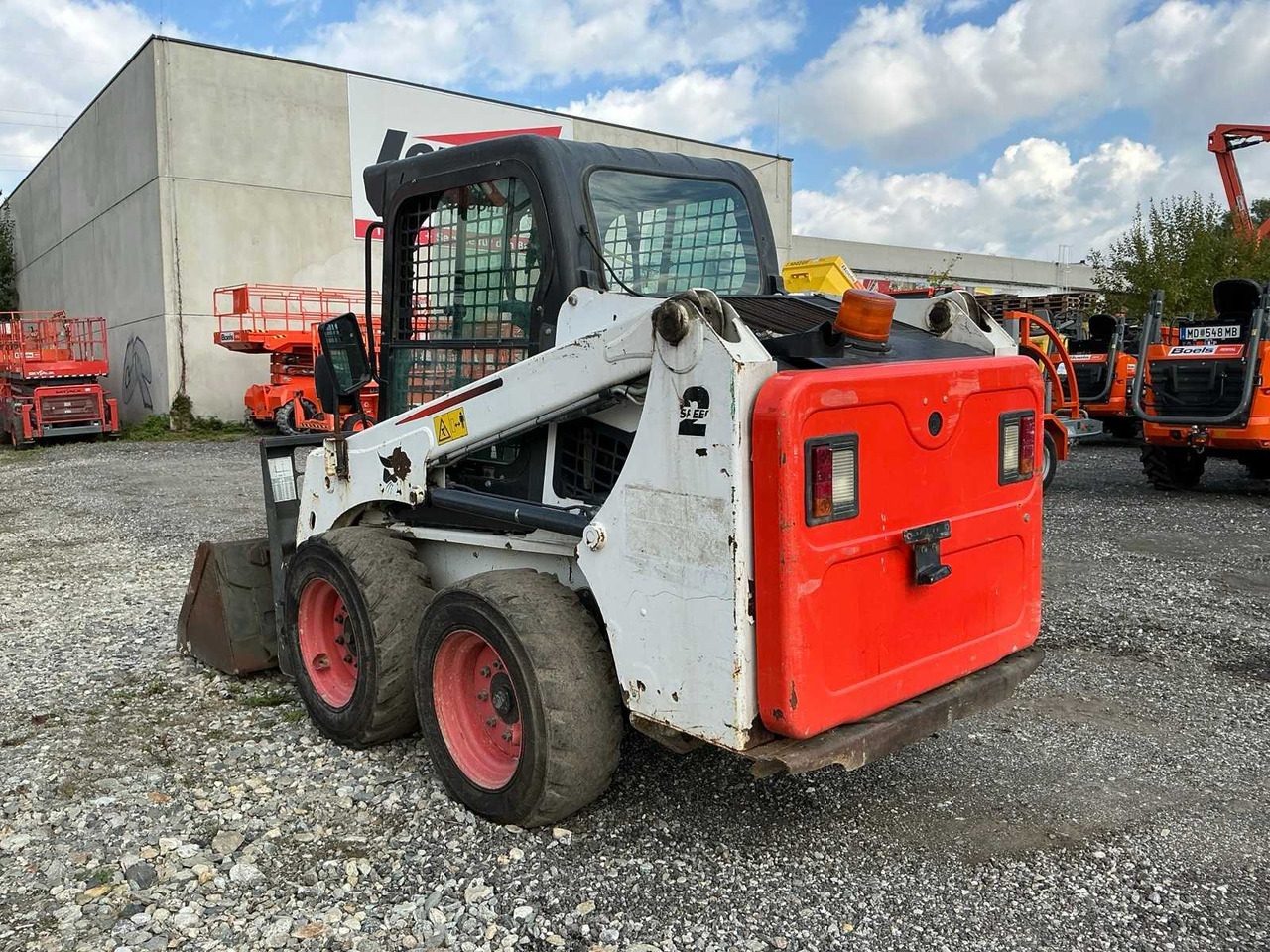 Bobcat S450 - Construction machinery: picture 4 Bobcat S450 - Construction machinery: picture 4