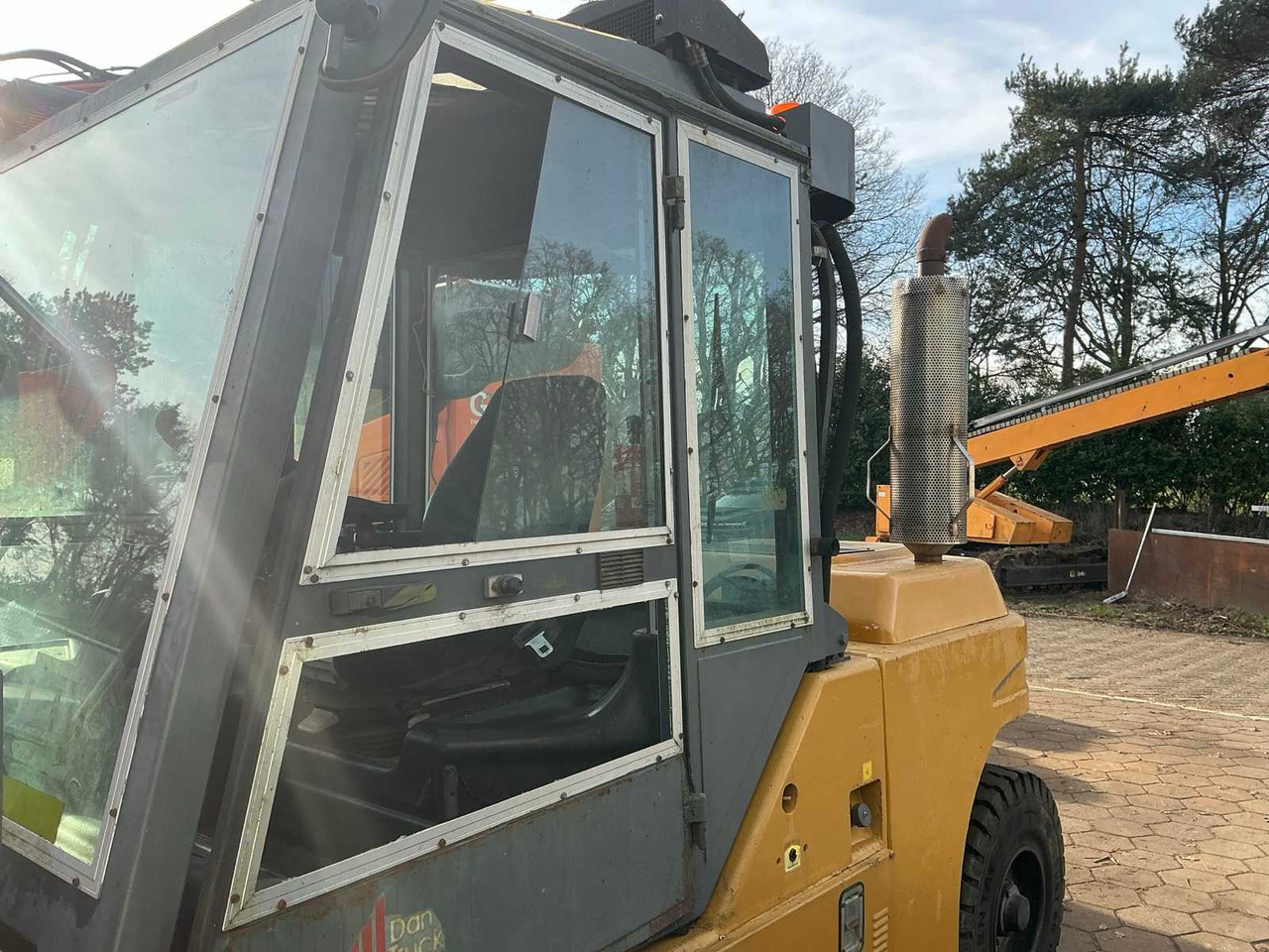 DANTRUCK - 9880 VG - FORKLIFT TRUCKS - 2003 - Forklift: picture 5 DANTRUCK - 9880 VG - FORKLIFT TRUCKS - 2003 - Forklift: picture 5