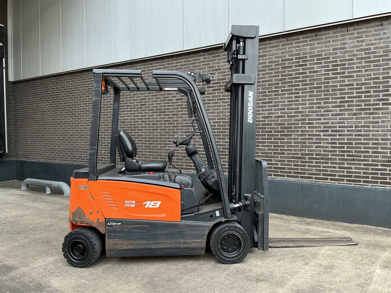 DOOSAN - B-18-X-7 - FORKLIFT TRUCKS - 2019 - Forklift: picture 4 DOOSAN - B-18-X-7 - FORKLIFT TRUCKS - 2019 - Forklift: picture 4