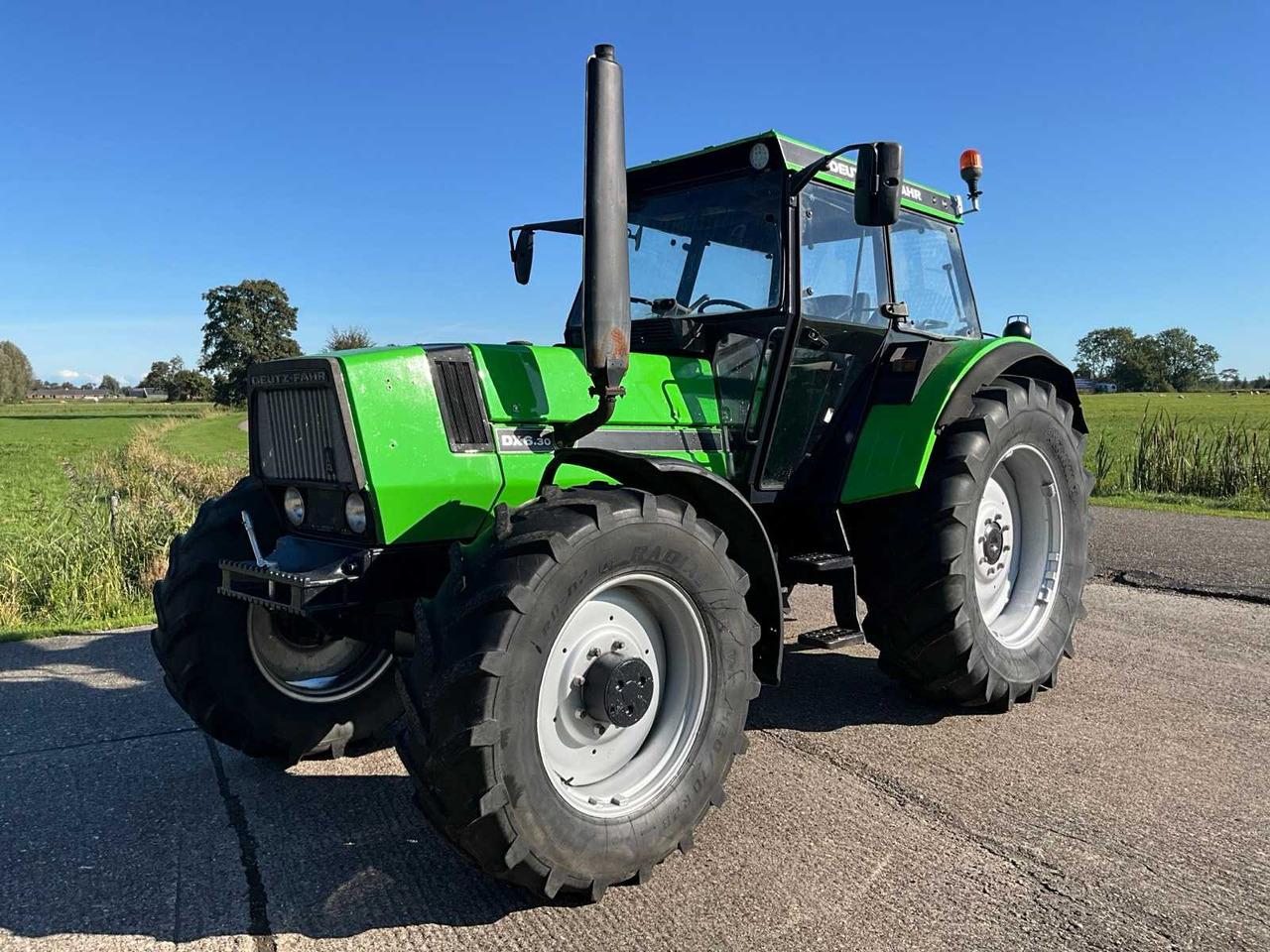 Deutz-fahr DX 6.30 - Farm tractor: picture 1 Deutz-fahr DX 6.30 - Farm tractor: picture 1
