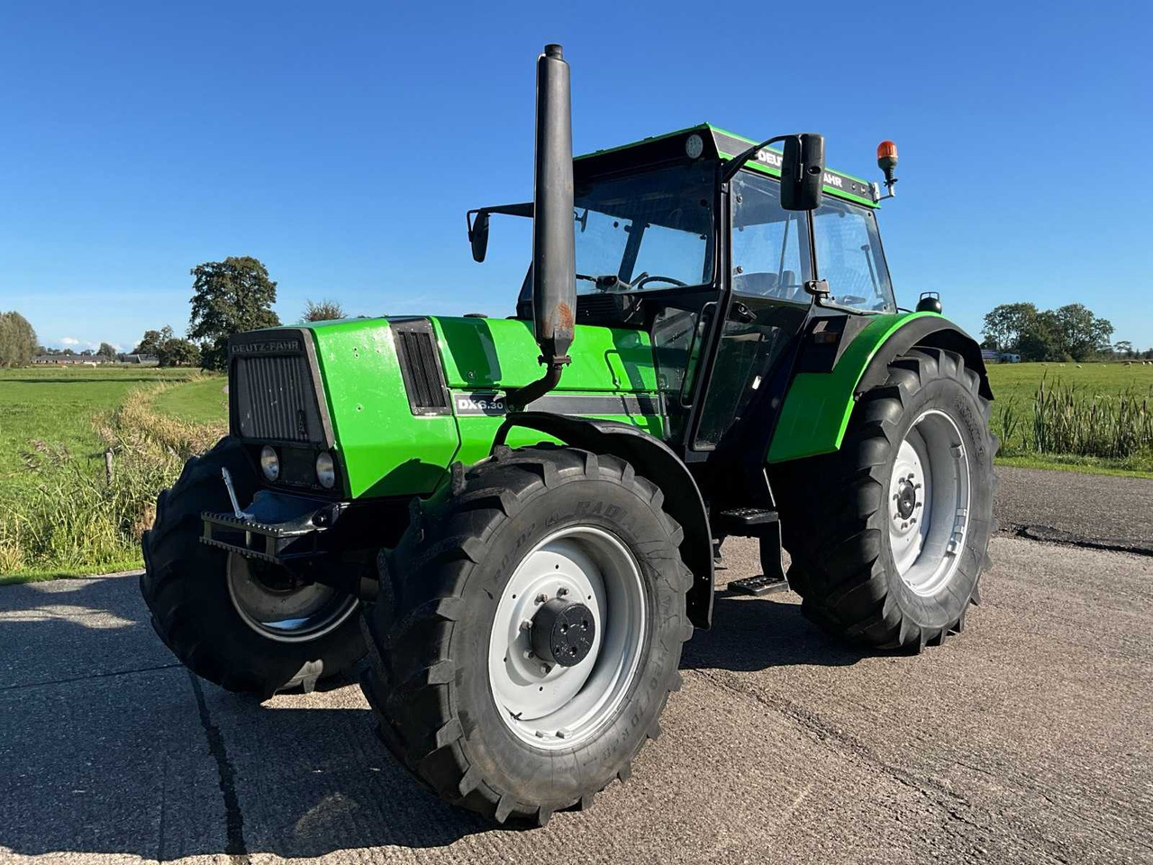 Deutz-fahr DX 6.30 - Farm tractor: picture 2 Deutz-fahr DX 6.30 - Farm tractor: picture 2