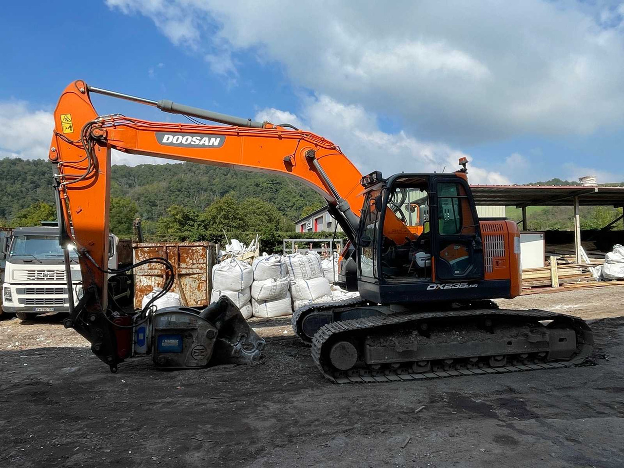 Doosan DX235LCR - Crawler excavator: picture 3 Doosan DX235LCR - Crawler excavator: picture 3