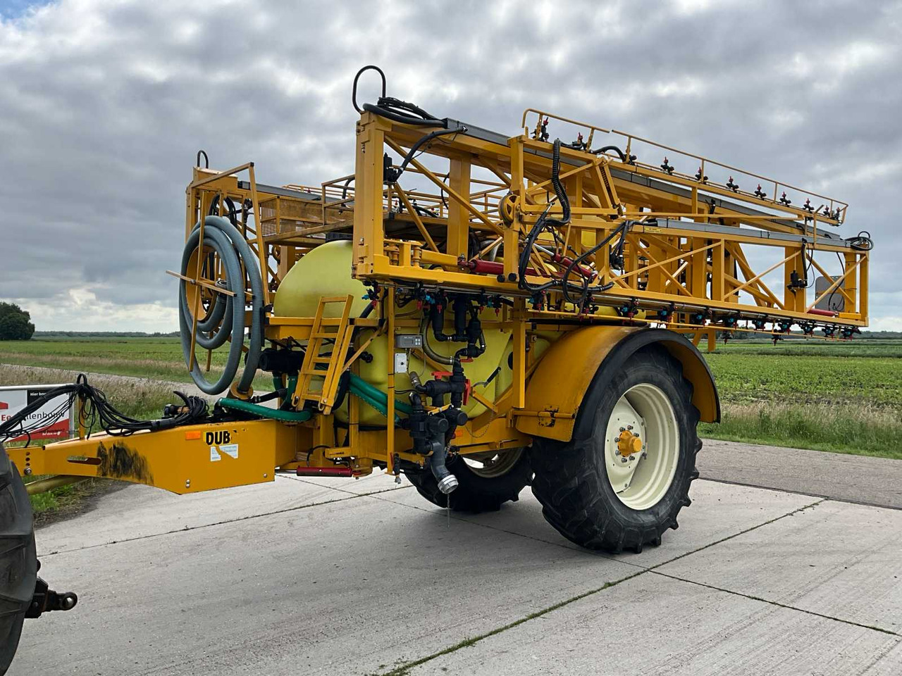Dubex MENTOR 9804 - Sprayer: picture 1 Dubex MENTOR 9804 - Sprayer: picture 1