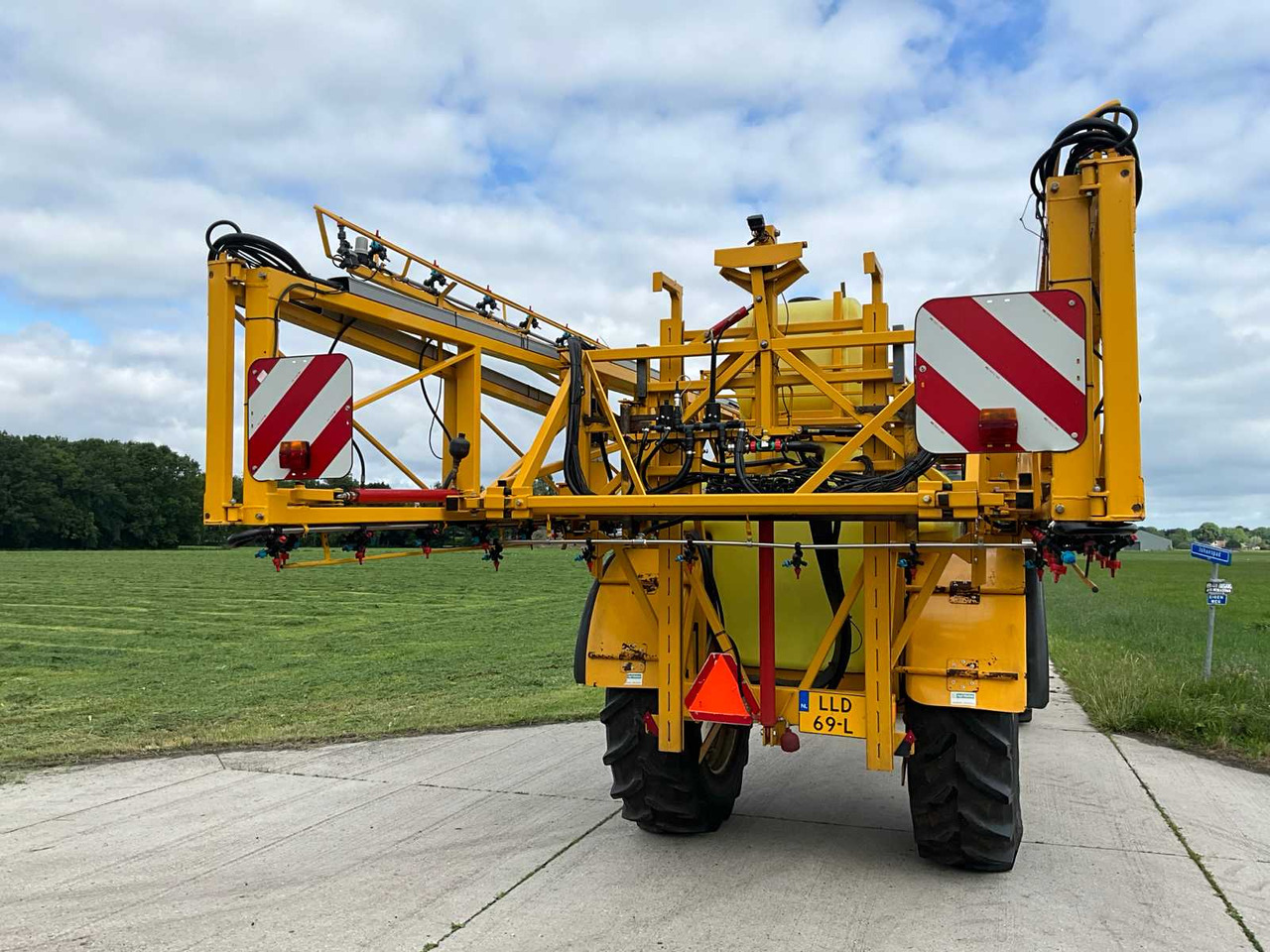 Dubex MENTOR 9804 - Sprayer: picture 5 Dubex MENTOR 9804 - Sprayer: picture 5