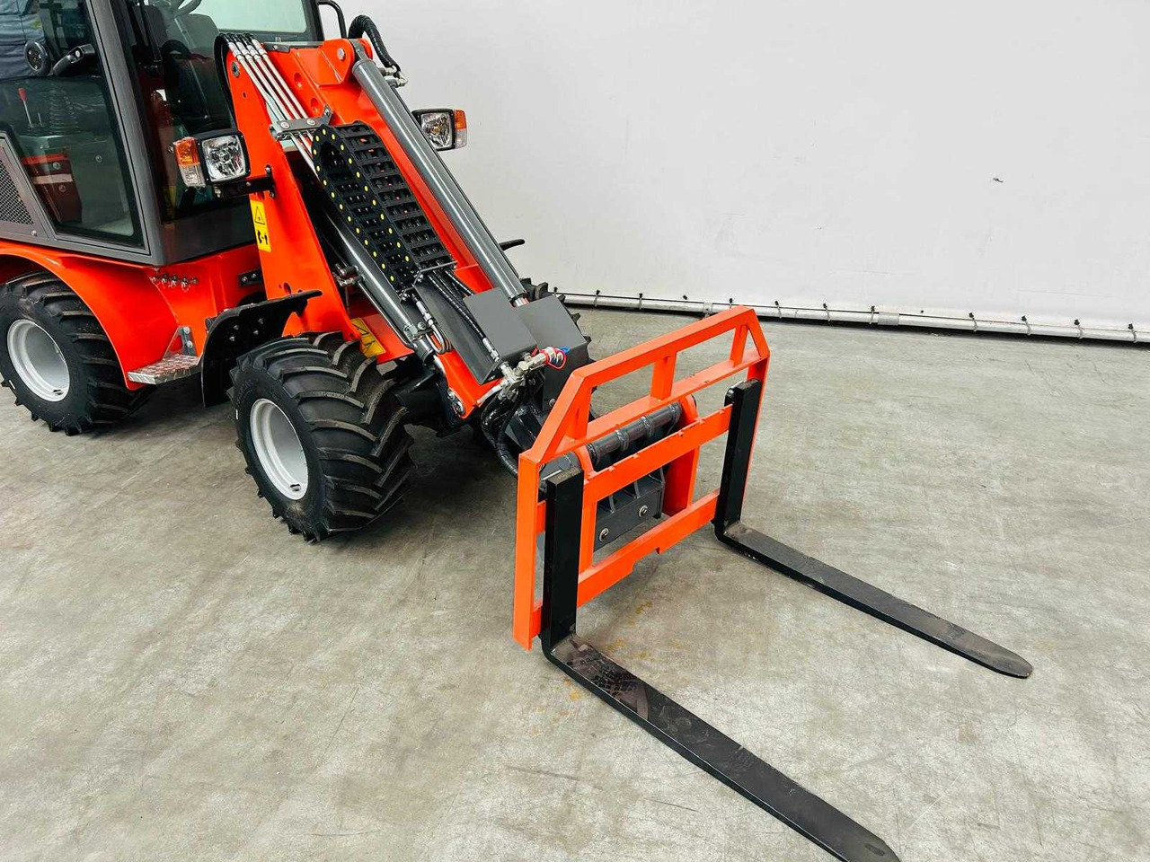 Wheel loader EVERUN - 2025 - ER1000 - TELESCOPIC ARTICULATED WHEEL LOADER KUBOTA EURO5: picture 9
