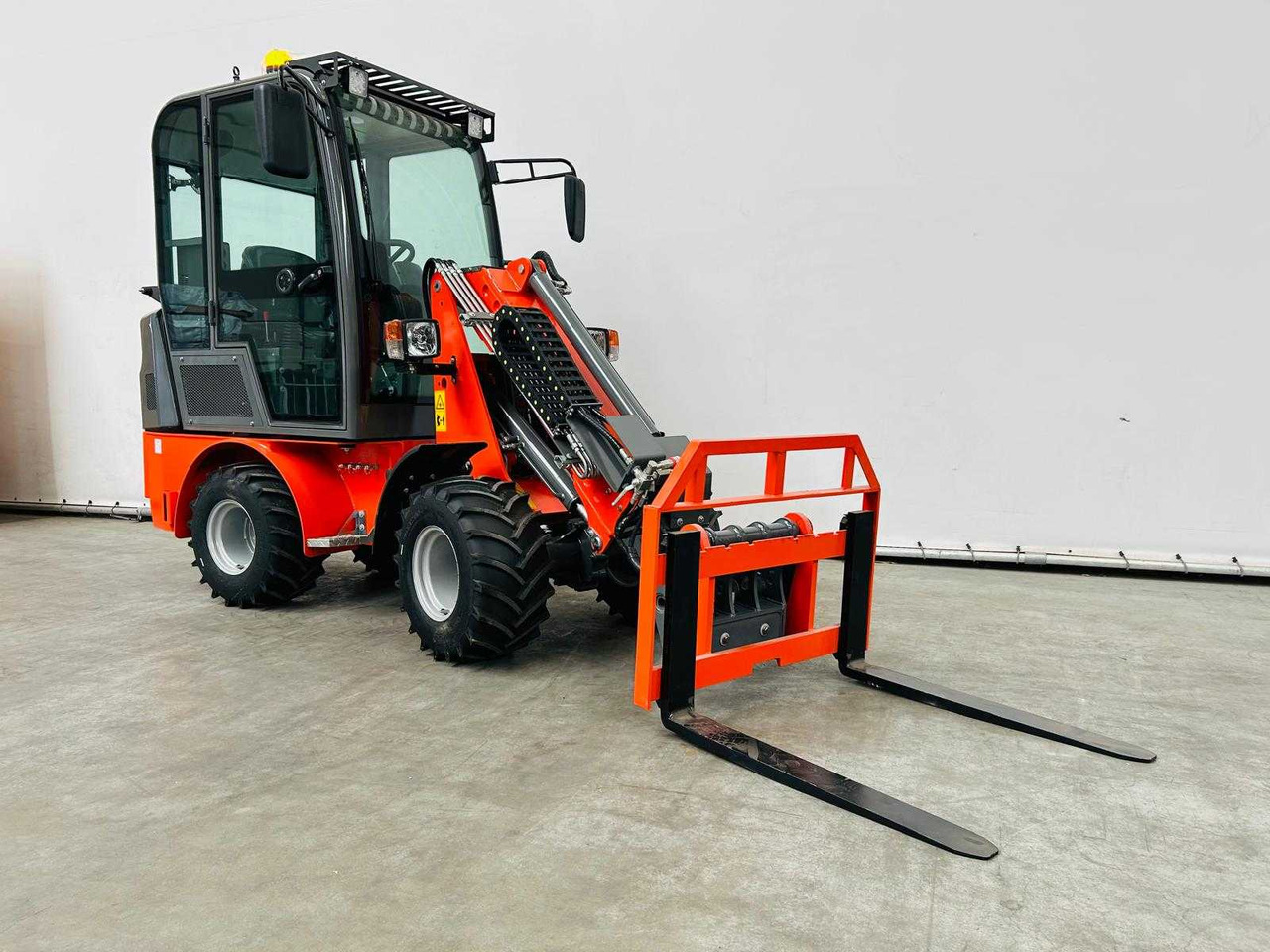 Wheel loader EVERUN - 2025 - ER1000 - TELESCOPIC ARTICULATED WHEEL LOADER KUBOTA EURO5: picture 7