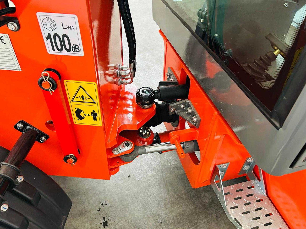 Wheel loader EVERUN - 2025 - ER1000 - TELESCOPIC ARTICULATED WHEEL LOADER KUBOTA EURO5: picture 11