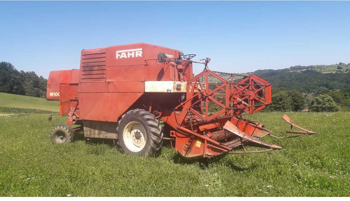 FAHR - M1000 - COMBINE HARVESTER - 1980 - Combine harvester: picture 1 FAHR - M1000 - COMBINE HARVESTER - 1980 - Combine harvester: picture 1