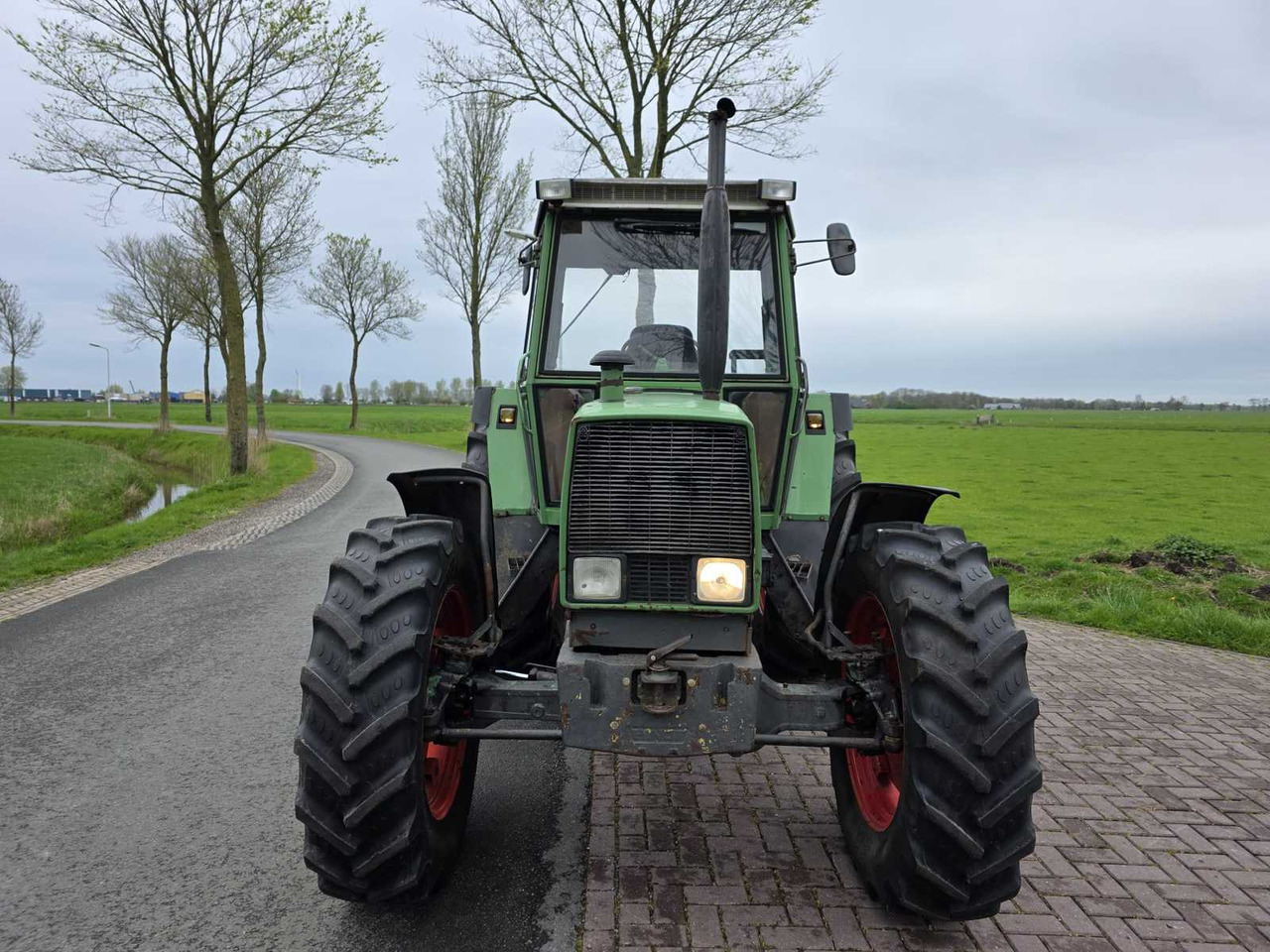 Fendt Farmer 309 lsa - Farm tractor: picture 3 Fendt Farmer 309 lsa - Farm tractor: picture 3