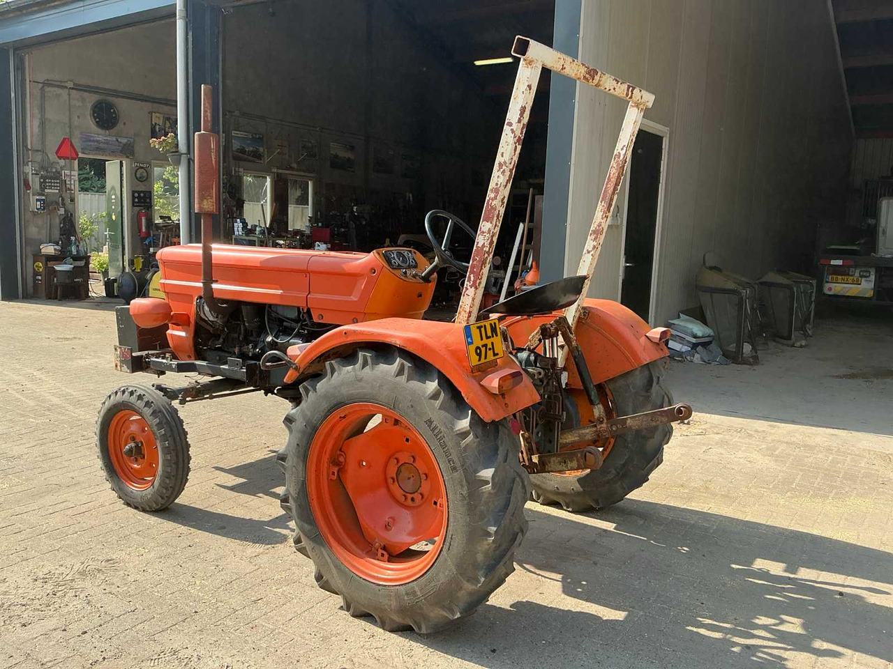 Fiat 300 - Farm tractor: picture 3 Fiat 300 - Farm tractor: picture 3