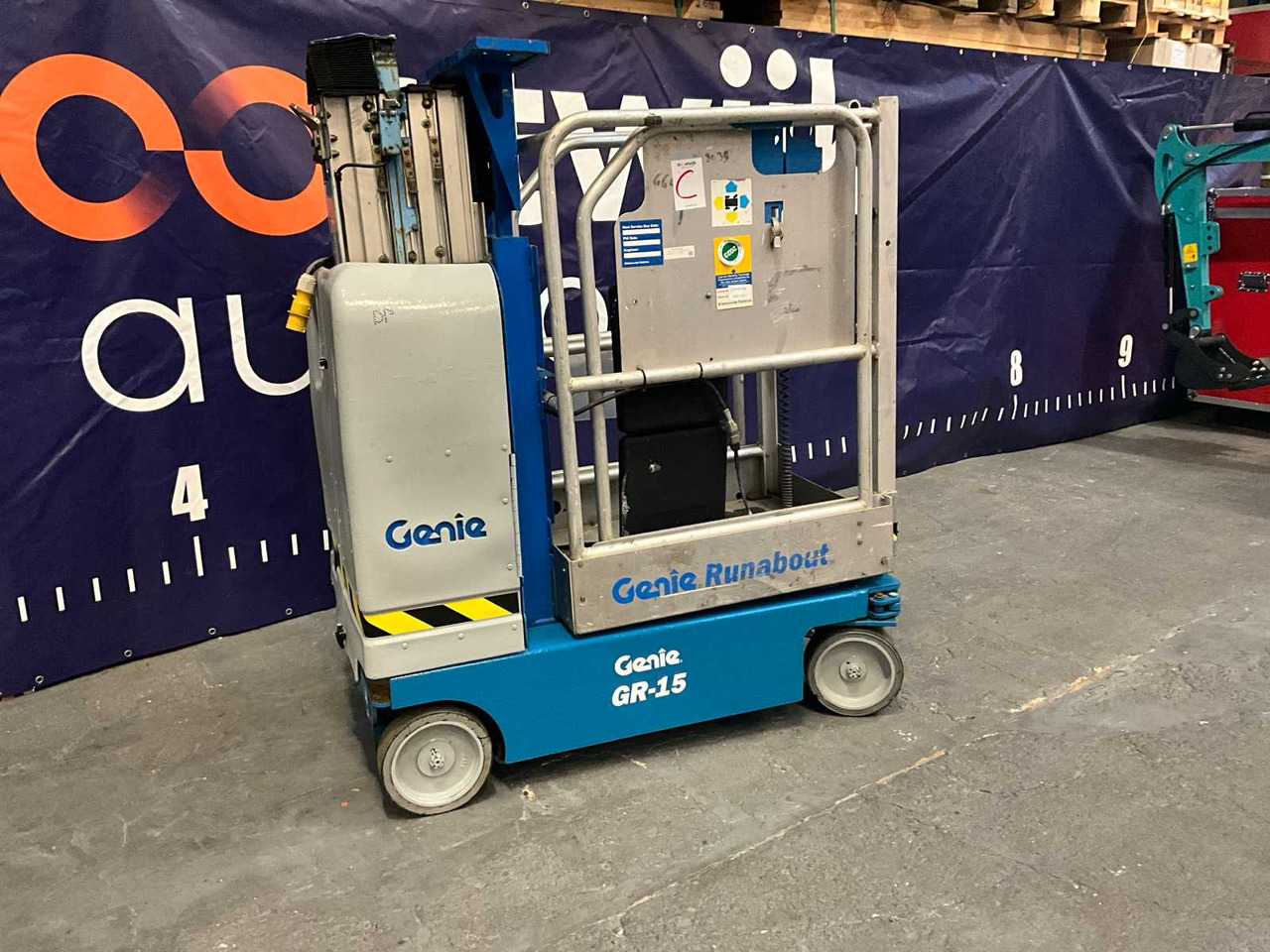 GENIE - GR-15 - AERIAL PLATFORM - Aerial platform: picture 2 GENIE - GR-15 - AERIAL PLATFORM - Aerial platform: picture 2