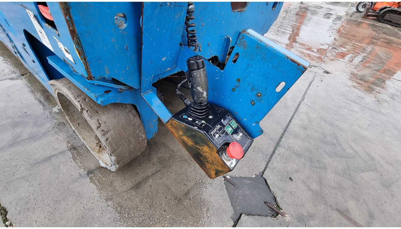 Aerial platform GENIE - GS4047 - AERIAL WORK PLATFORMS - 2015 (ESN14015029): picture 7