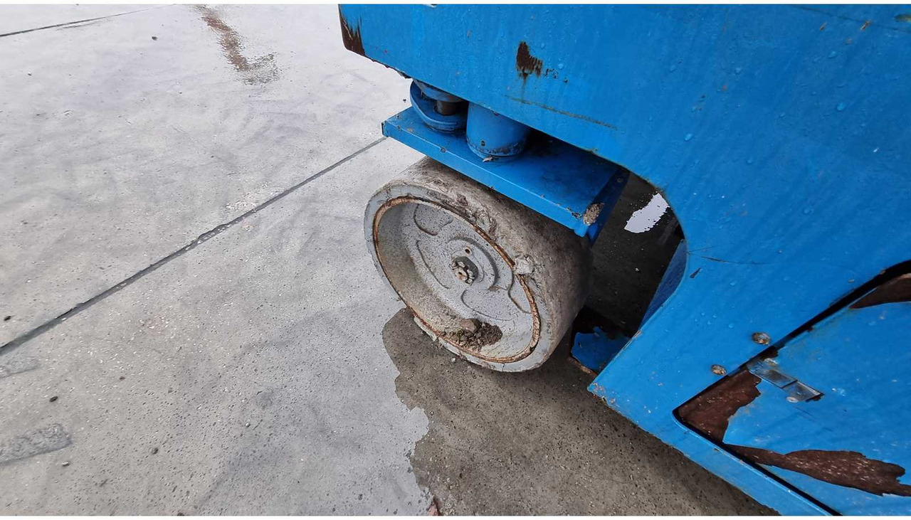 Aerial platform GENIE - GS4047 - AERIAL WORK PLATFORMS - 2015 (ESN14015029): picture 13