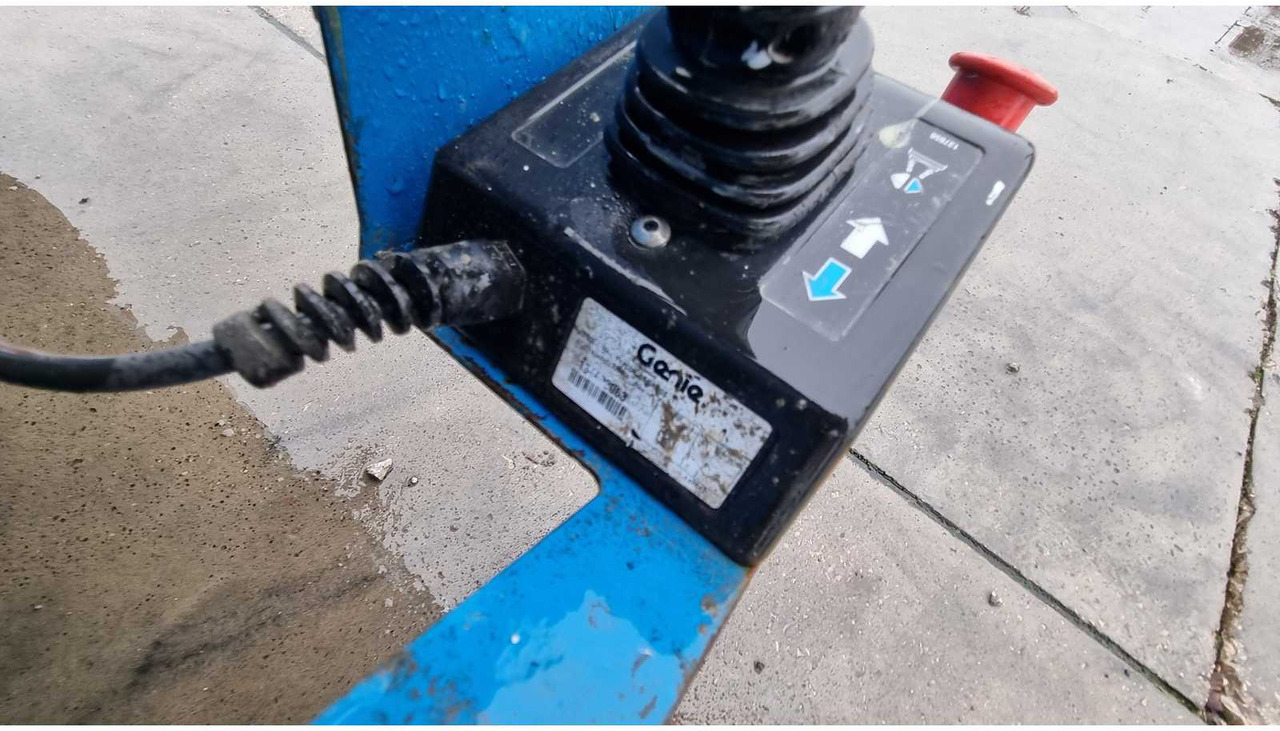 Aerial platform GENIE - GS4047 - AERIAL WORK PLATFORMS - 2015 (ESN14015029): picture 20