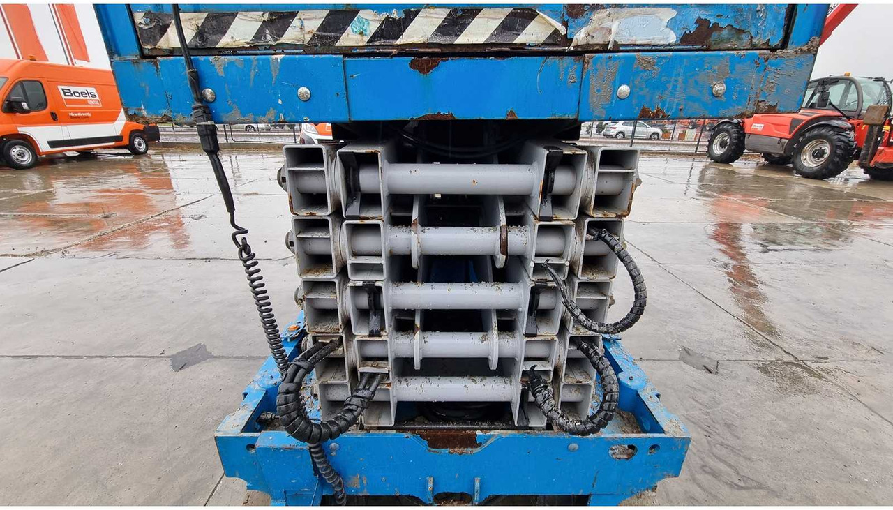 Aerial platform GENIE - GS4047 - AERIAL WORK PLATFORMS - 2015 (ESN14015029): picture 21