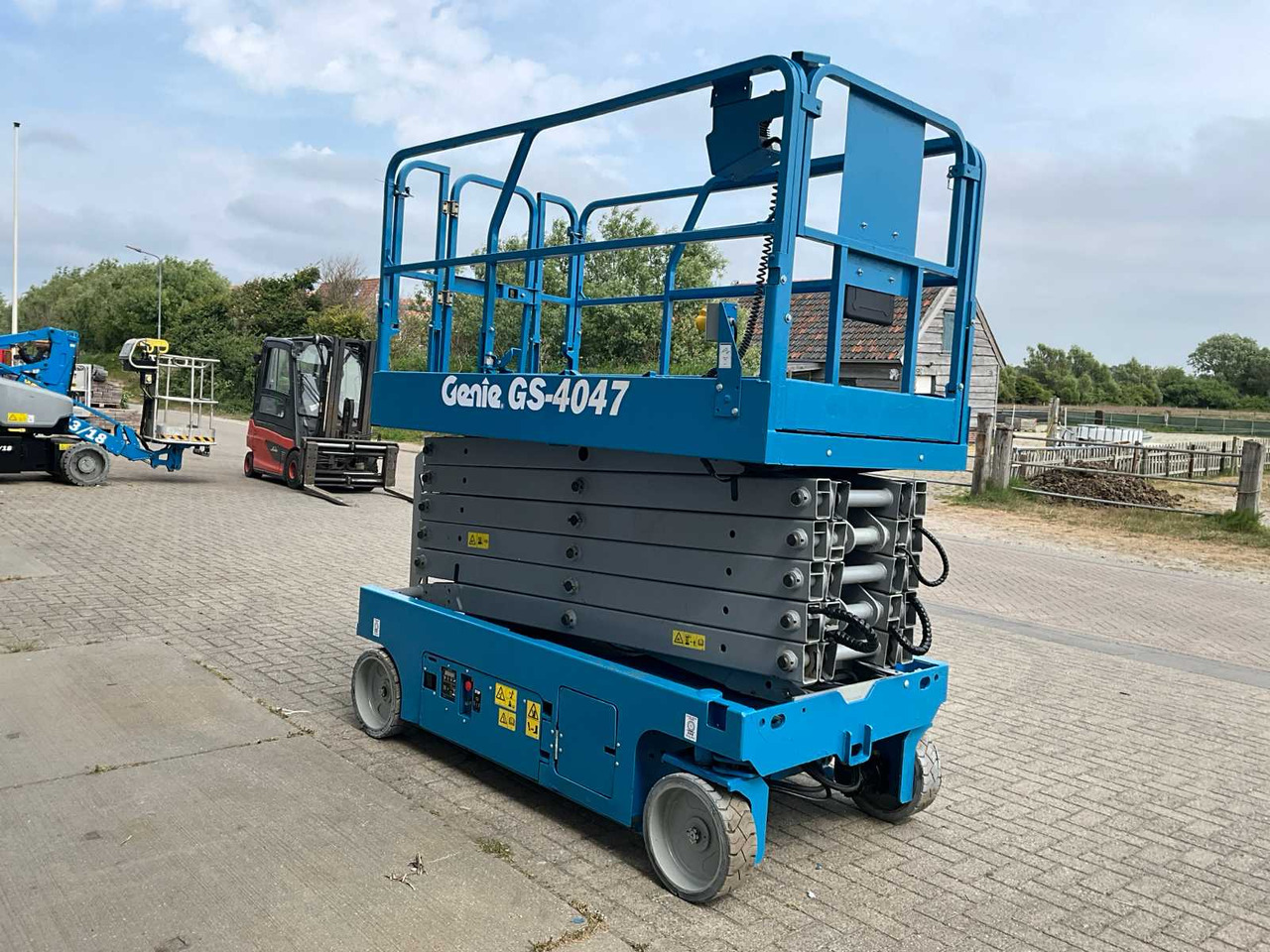 Genie GS-4047 - Aerial platform: picture 2 Genie GS-4047 - Aerial platform: picture 2