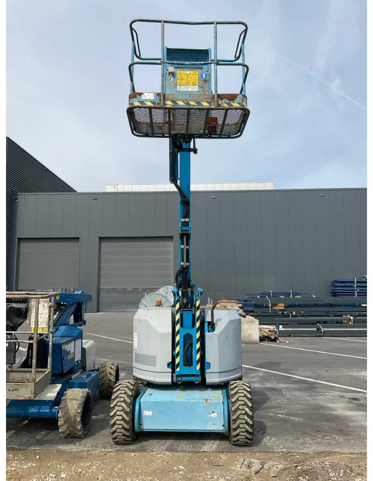 Genie Z-34/22 - Aerial platform: picture 2 Genie Z-34/22 - Aerial platform: picture 2