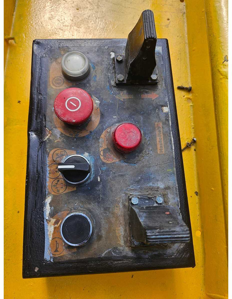 HAULOTTE - Aerial platform: picture 4 HAULOTTE - Aerial platform: picture 4