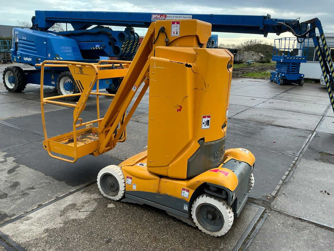 HAULOTTE - STAR 10-1 - AERIAL PLATFORM - 2006 - Aerial platform: picture 5 HAULOTTE - STAR 10-1 - AERIAL PLATFORM - 2006 - Aerial platform: picture 5