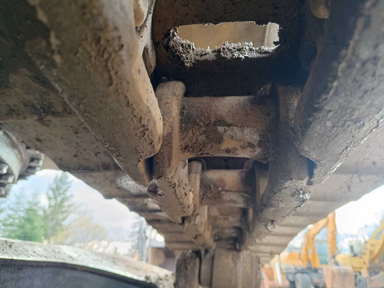 Excavator HITACHI - 2010 - ZX250LCN-3 - TRACKED EXCAVATOR: picture 19