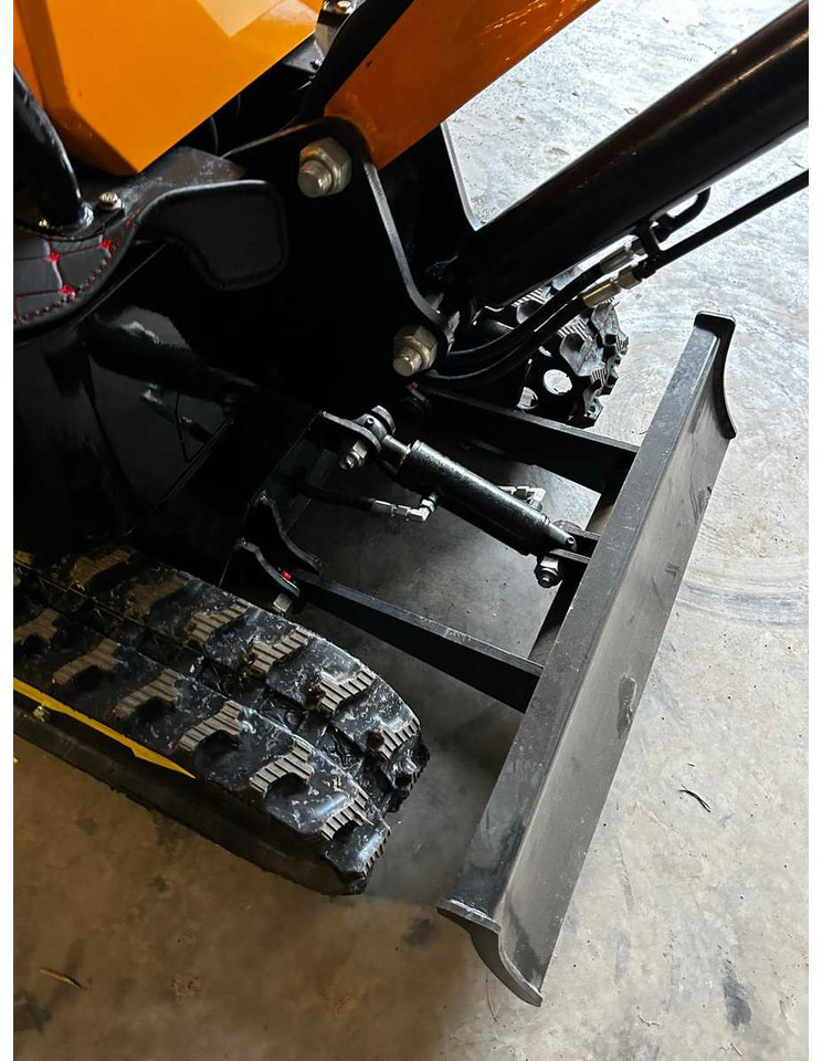 Mini excavator HT10 MINI EXCAVATOR 2025: picture 12