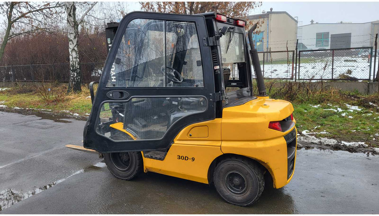 Forklift HYUNDAI 30D-9 DISEL FORKLIFT: picture 18