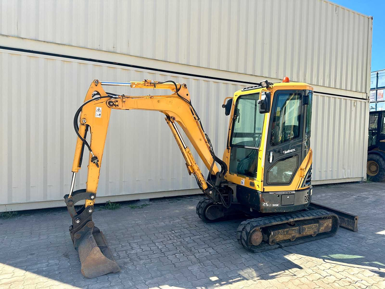 Hyundai Robex25Z-9AK - Mini excavator: picture 5 Hyundai Robex25Z-9AK - Mini excavator: picture 5