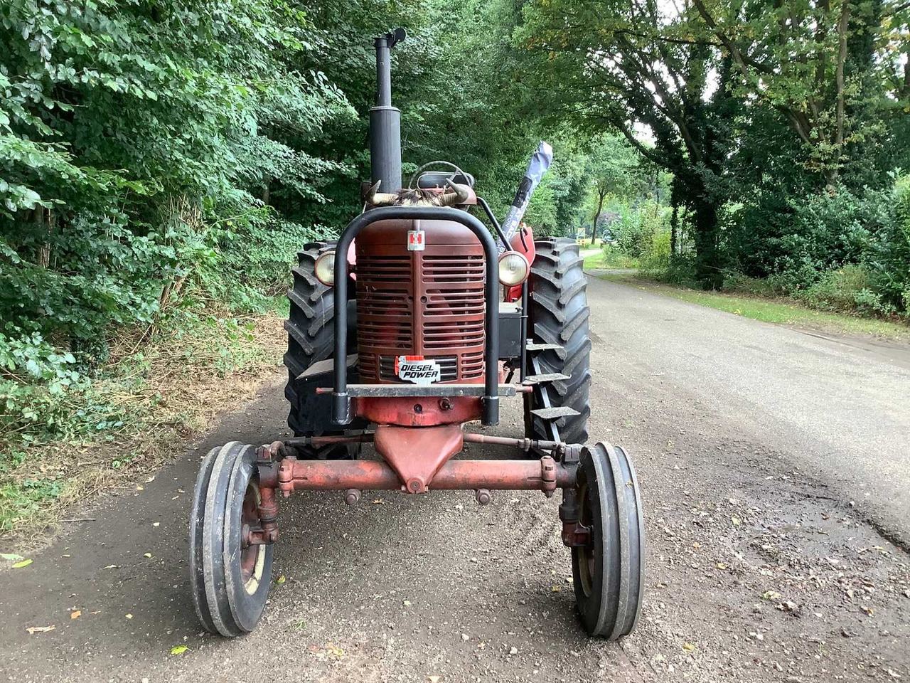 International B-450 Diesel - Farm tractor: picture 3 International B-450 Diesel - Farm tractor: picture 3
