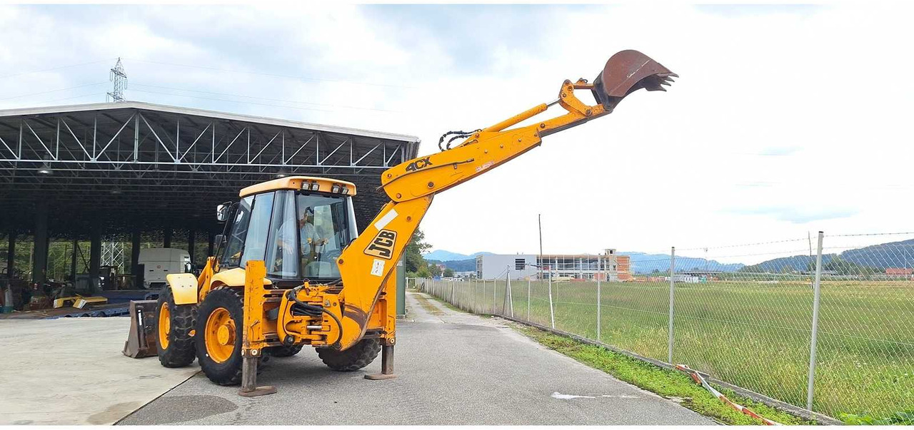 Backhoe loader JCB BACKHOE LOADER: picture 9 Backhoe loader JCB BACKHOE LOADER: picture 9