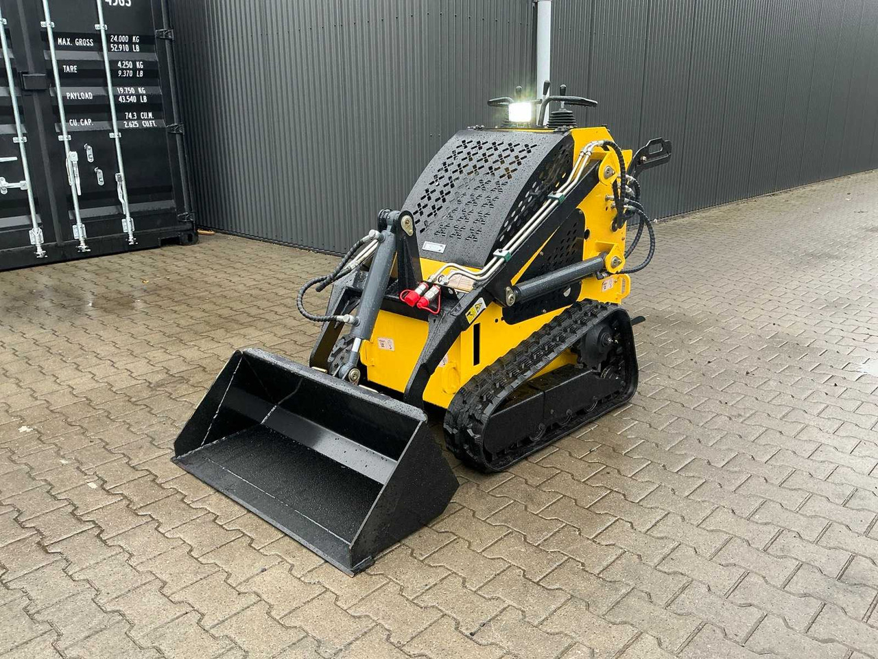 JL LRT360W MINI LOADER / SKID STEER LOADER ON TRACKS - Compact track loader: picture 1 JL LRT360W MINI LOADER / SKID STEER LOADER ON TRACKS - Compact track loader: picture 1