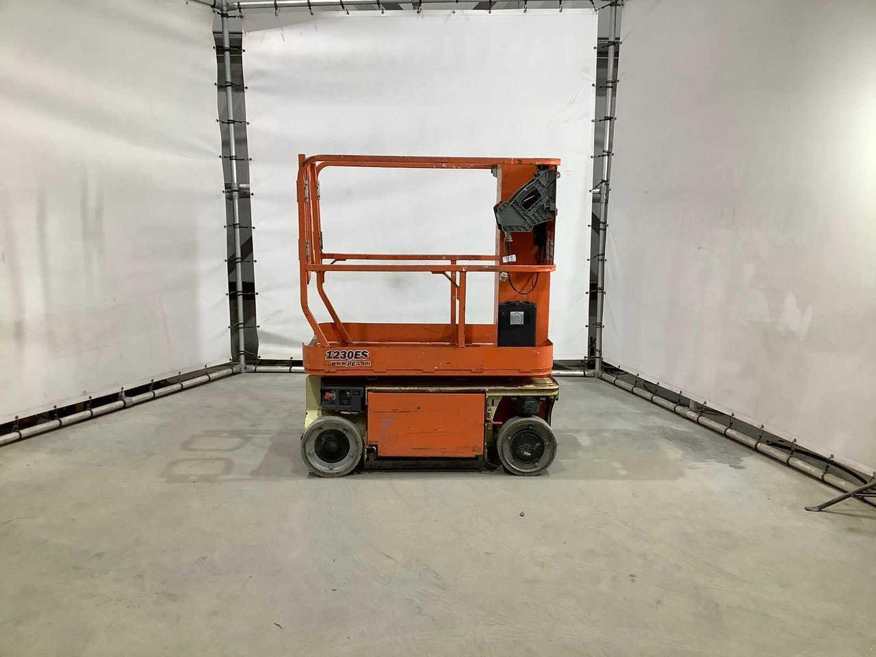 JLG - 2014 - 1230ES - AERIAL PLATFORM - Aerial platform: picture 4 JLG - 2014 - 1230ES - AERIAL PLATFORM - Aerial platform: picture 4