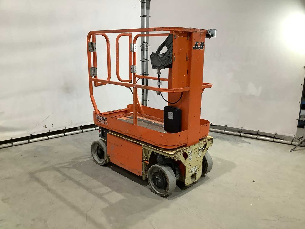 JLG - 2014 - 1230ES - AERIAL PLATFORM - Aerial platform: picture 5 JLG - 2014 - 1230ES - AERIAL PLATFORM - Aerial platform: picture 5